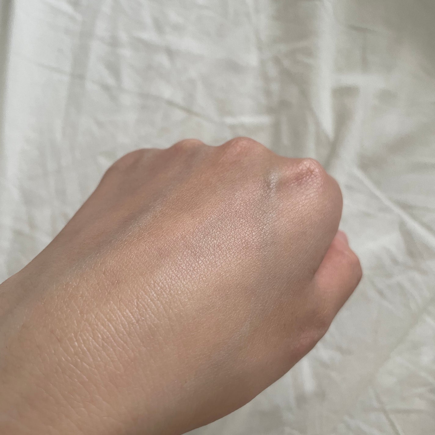 ヒアルーシカ ウォーターフィット サンセラム/SKIN1004/日焼け止めローションを使ったクチコミ(5枚目)