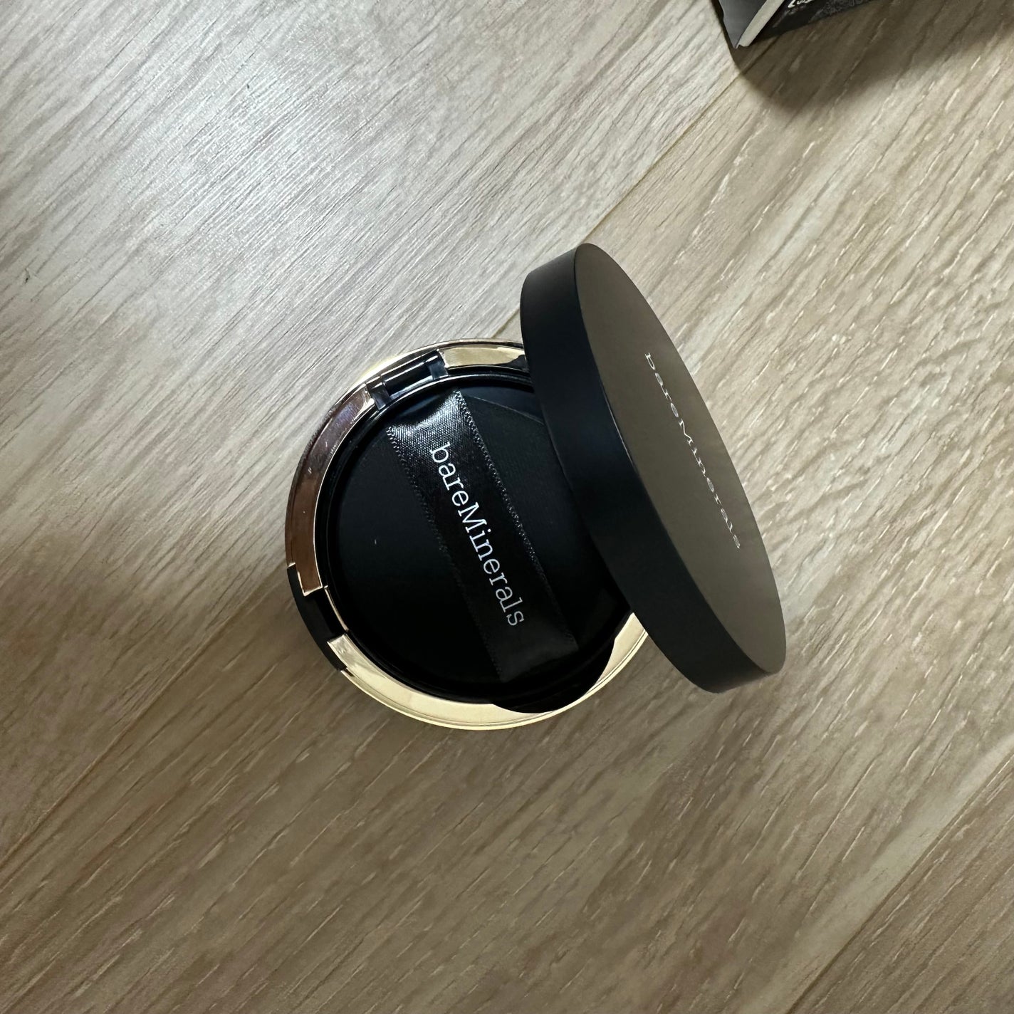 オリジナル ピュア セラム カバーアップ クッション/bareMinerals/クッションファンデーションを使ったクチコミ(2枚目)