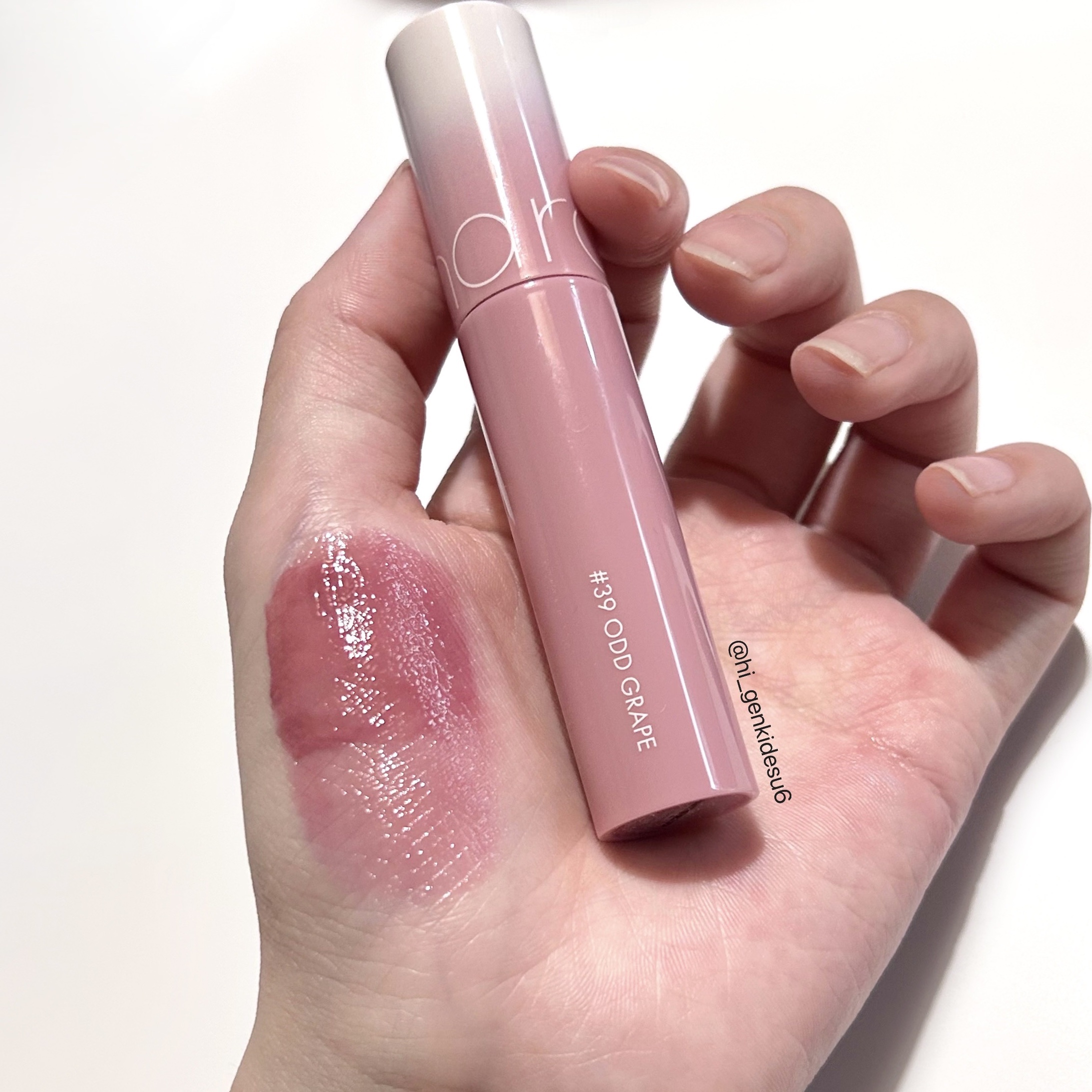 ジューシーラスティングティント/rom&nd/リップティントを使ったクチコミ（2枚目）