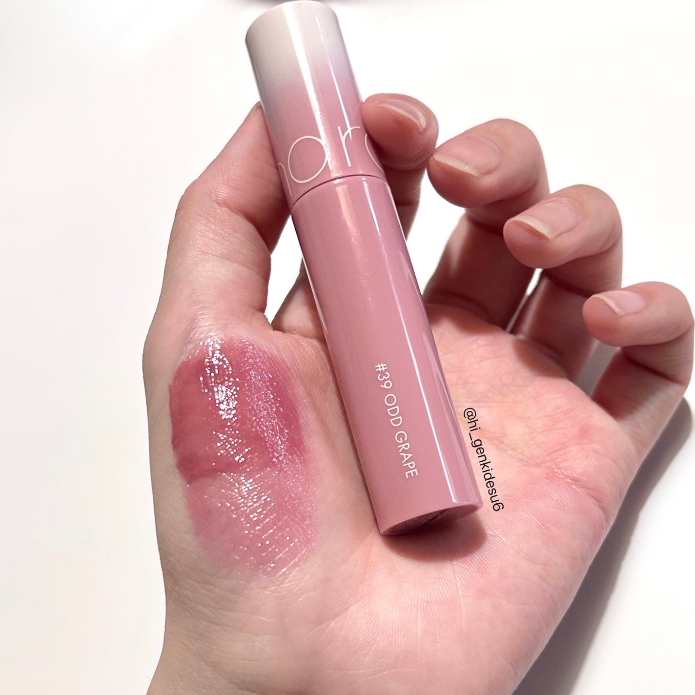 ジューシーラスティングティント/rom&nd/リップティントを使ったクチコミ(2枚目)