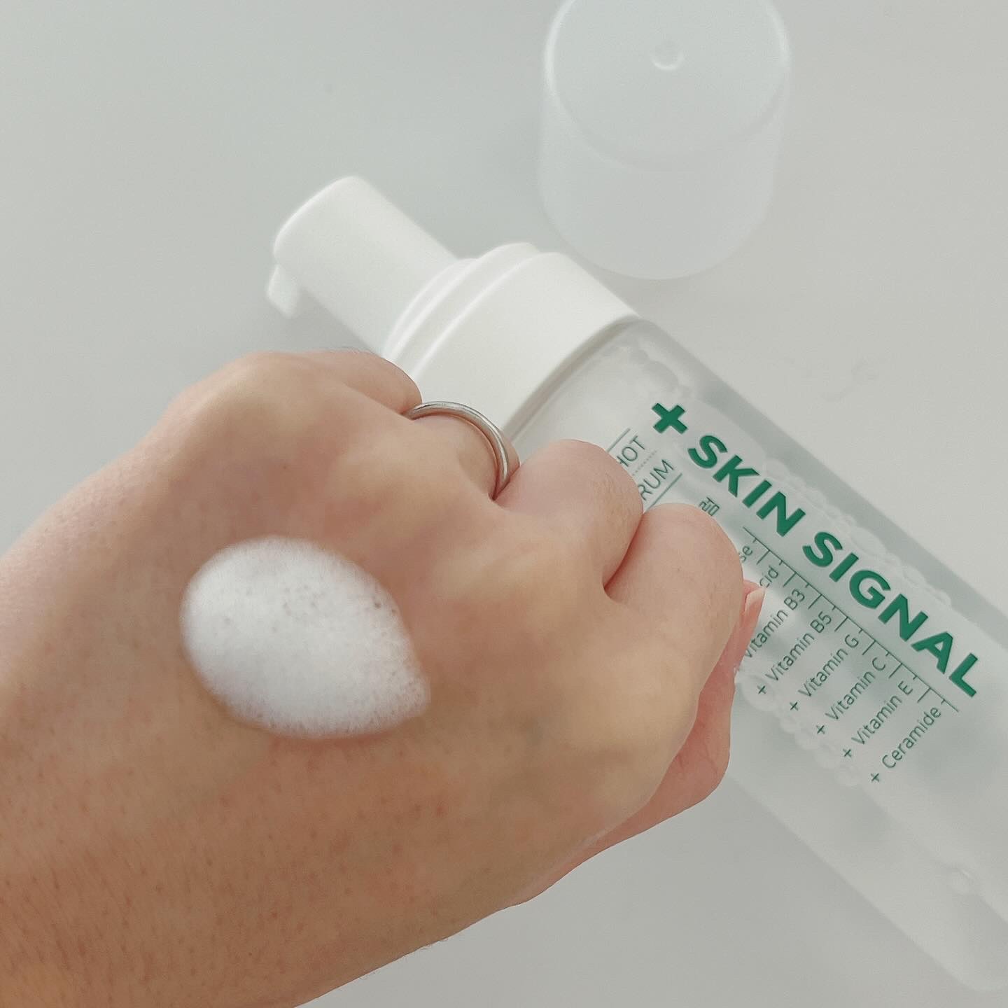 バイタルイミュンショットファーストバブルセラム/SKIN SIGNAL/美容液を使ったクチコミ（3枚目）