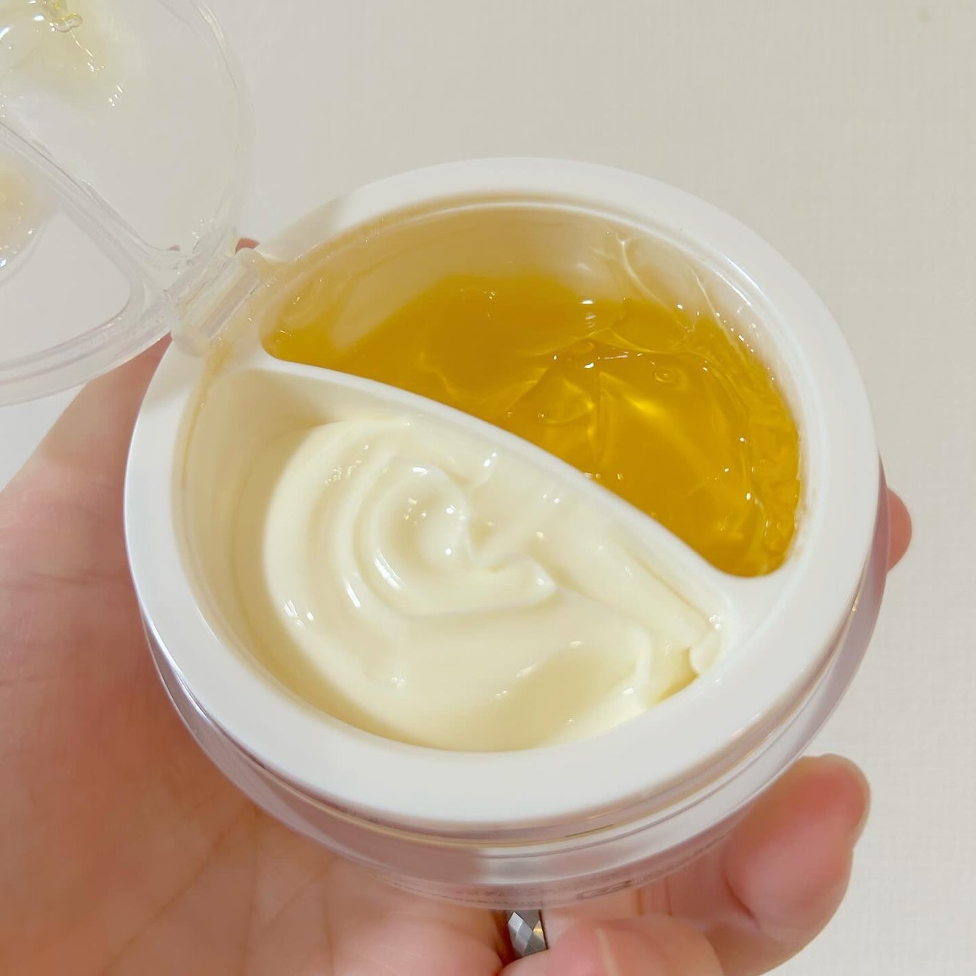 ホワイトトリュフダブルセラムアンドクリーム/ダルバ/フェイスクリームを使ったクチコミ(5枚目)