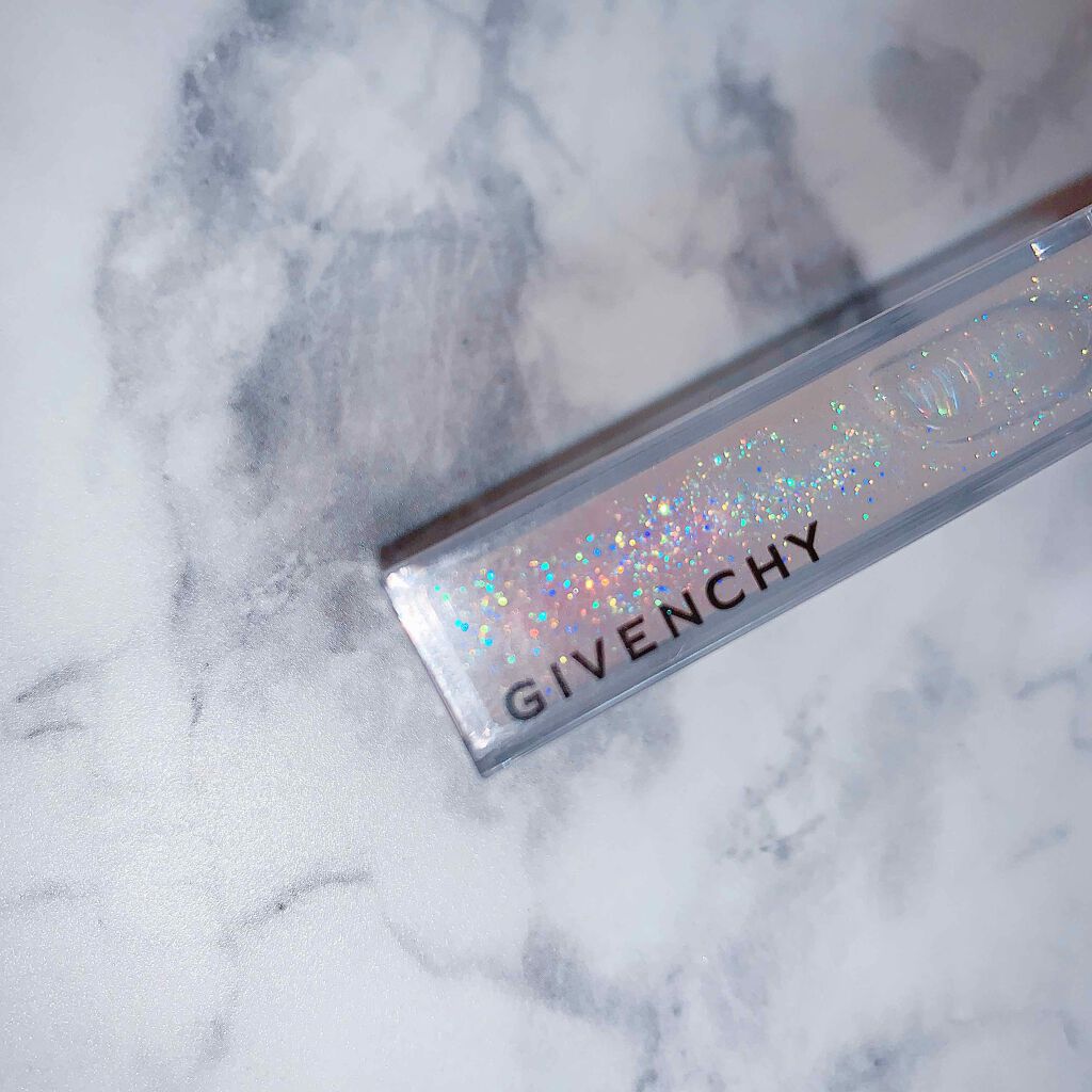 グロス・レヴェラトゥール/GIVENCHY/リップグロスを使ったクチコミ(4枚目)