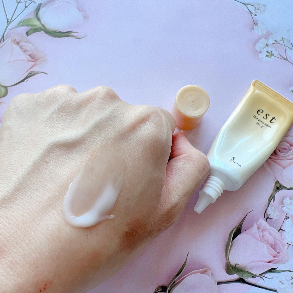 エスト　ザ　エマルジョン W-II 80ml 乳液　本体 25602763-emulsion-3-refill.jpg