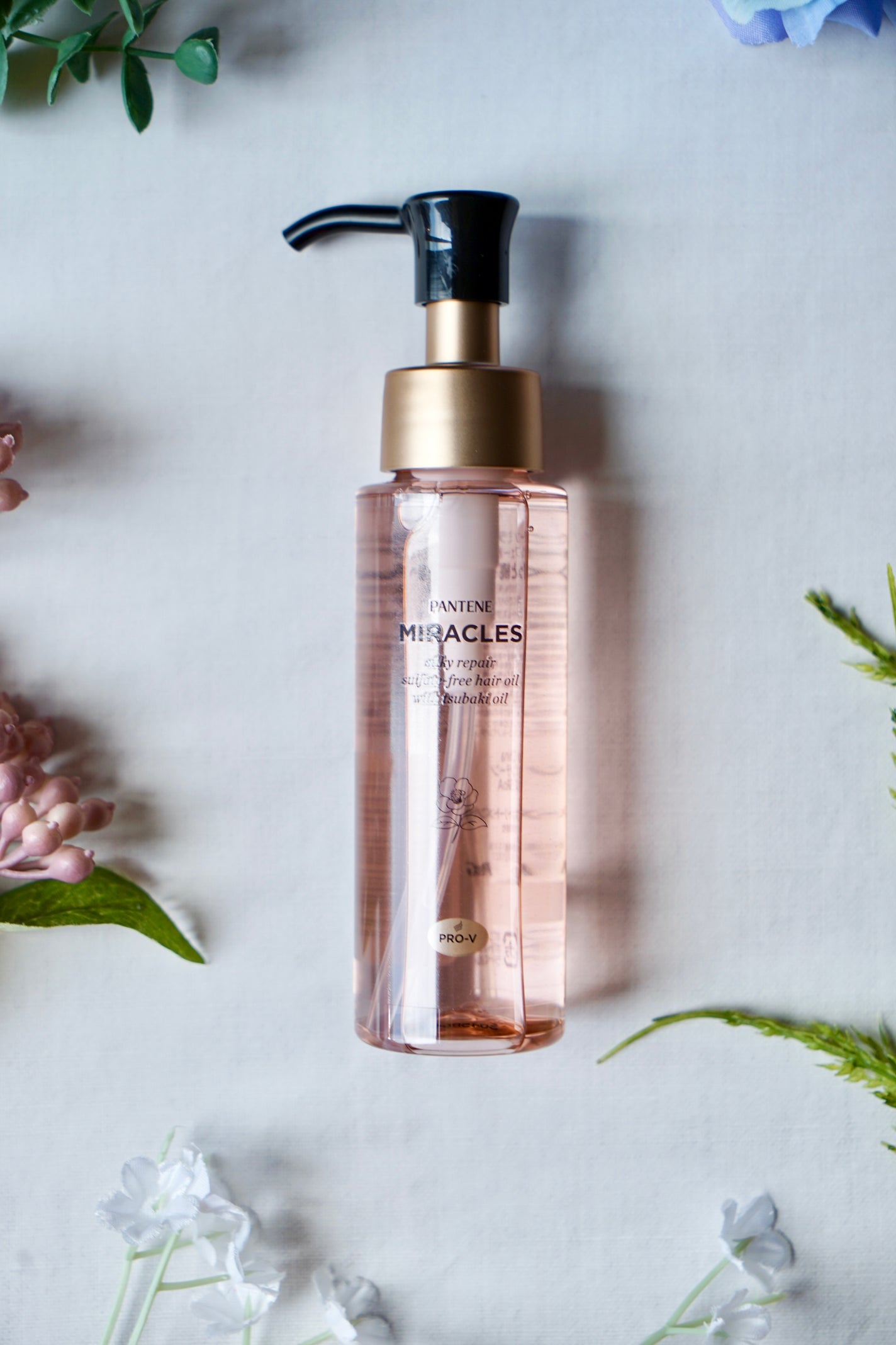 ミラクルズ シルキーリペア 洗い流さないトリートメント/パンテーン/ヘアオイルを使ったクチコミ(4枚目)