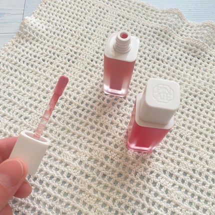 ナチュラルブルームリップオイルセラム 3色セット/PINATE/リップグロスを使ったクチコミ(6枚目)