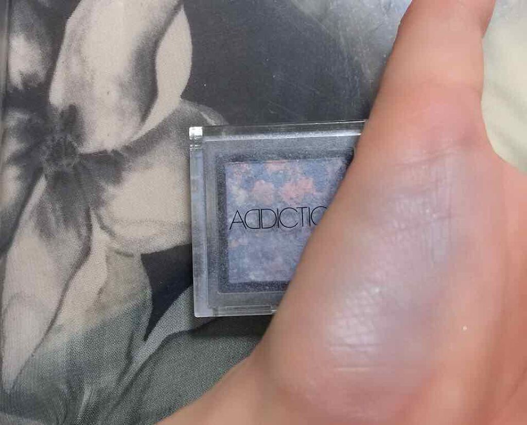 アディクション ザ アイシャドウ Flower Evolution/ADDICTION/単色アイシャドウを使ったクチコミ（1枚目）