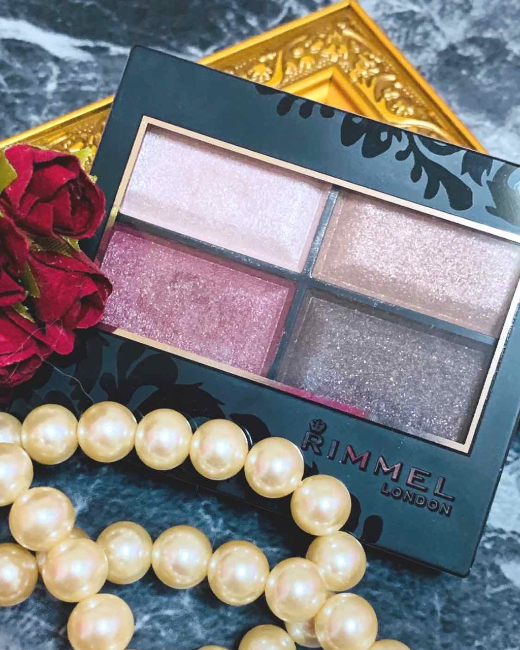 ロイヤルヴィンテージ アイズ 004 オールドバーガンディ/リンメル ロンドン/アイシャドウパレットを使ったクチコミ（1枚目）