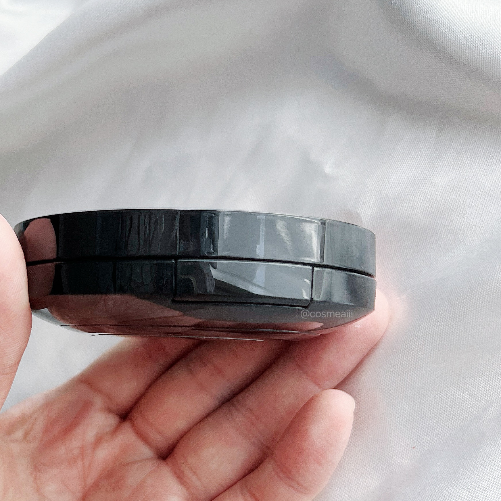 ドラマティックエッセンスクッション グロウ/マキアージュ/クッションファンデーションを使ったクチコミ（3枚目）