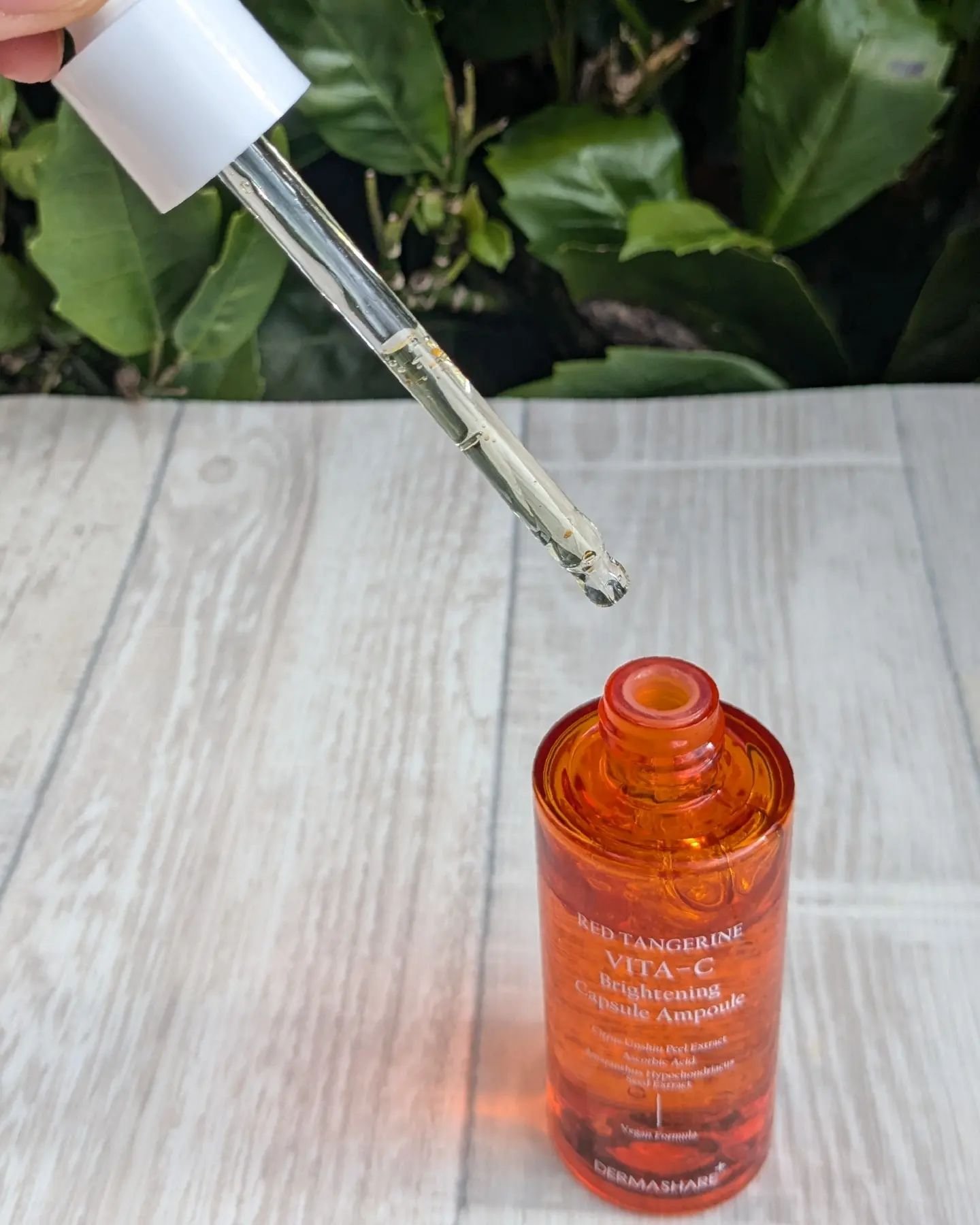 レッドタンジェリンVITA-Cカプセルセラム/DERMASHARE/美容液を使ったクチコミ（2枚目）