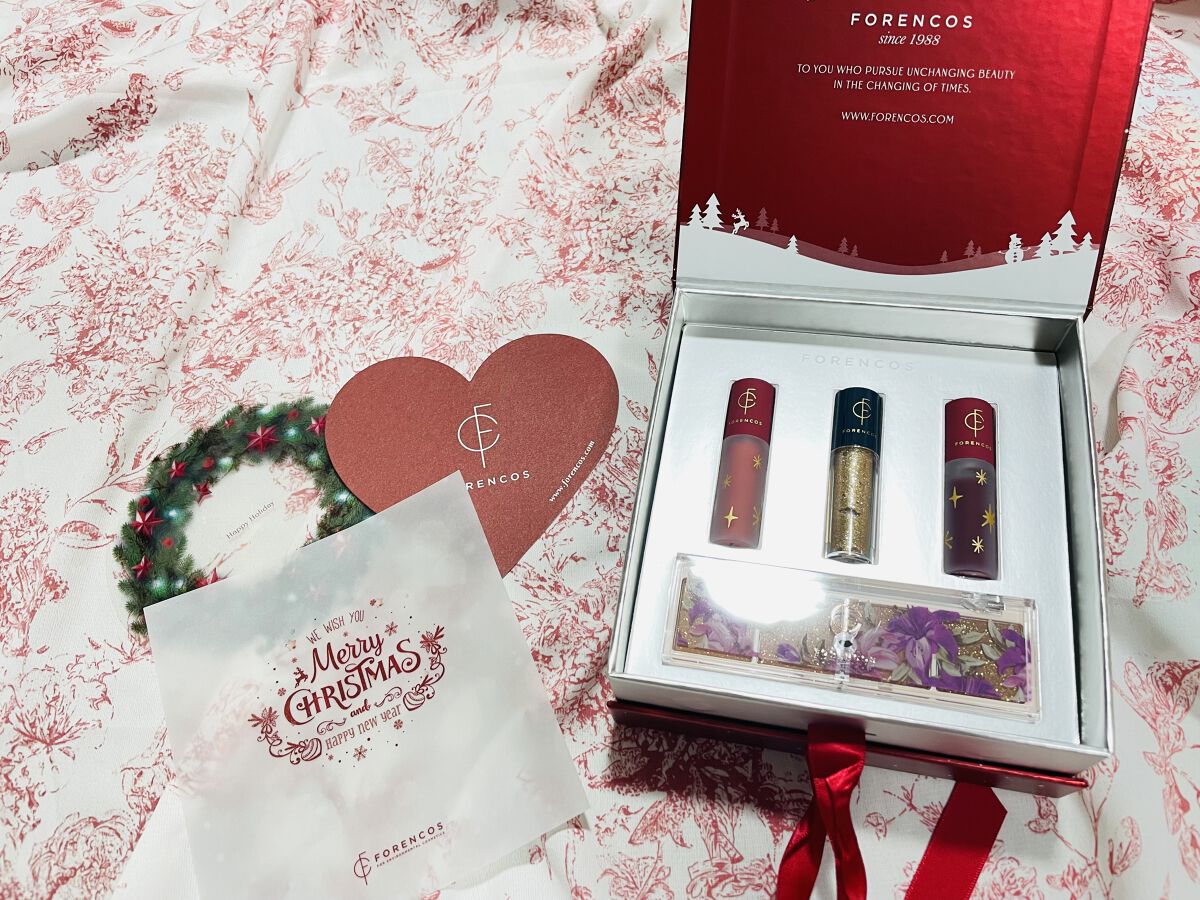 ベアブラッシャー パフ付き/フォレンコス/パウダーチークを使ったクチコミ（1枚目）