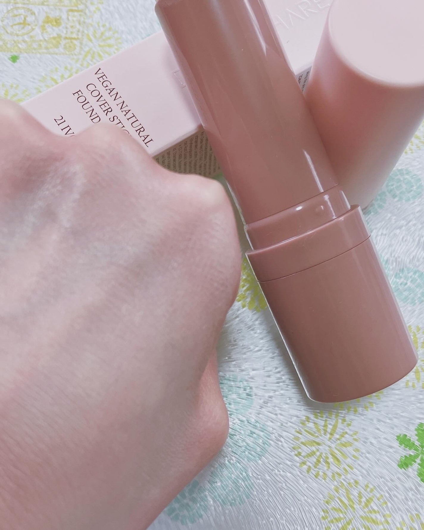 まゆ on LIPS 「「DERMASHARE ヴィーガンナチュラルカバースティックフ..」(5枚目)