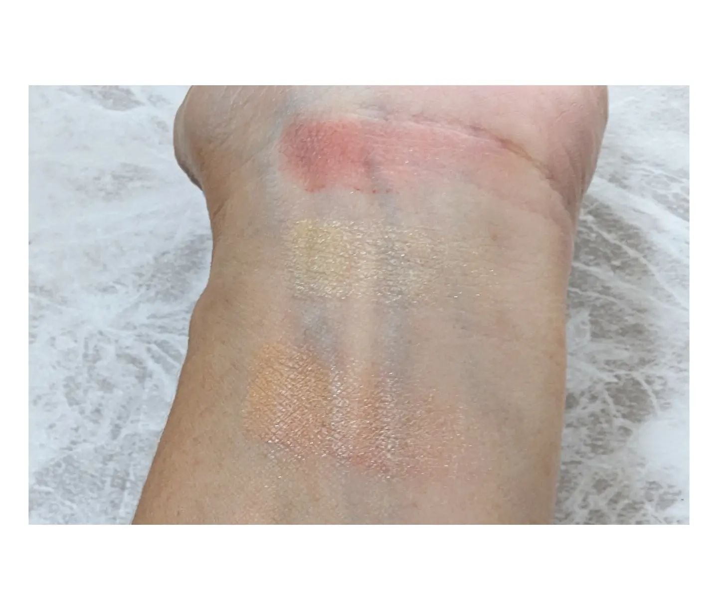 フロウレス リップ グロス/SUQQU/リップグロスを使ったクチコミ（2枚目）