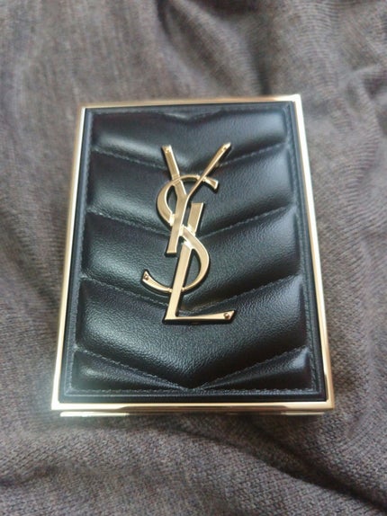 クチュール ミニ クラッチ/YVES SAINT LAURENT BEAUTE/アイシャドウパレットを使ったクチコミ(2枚目)