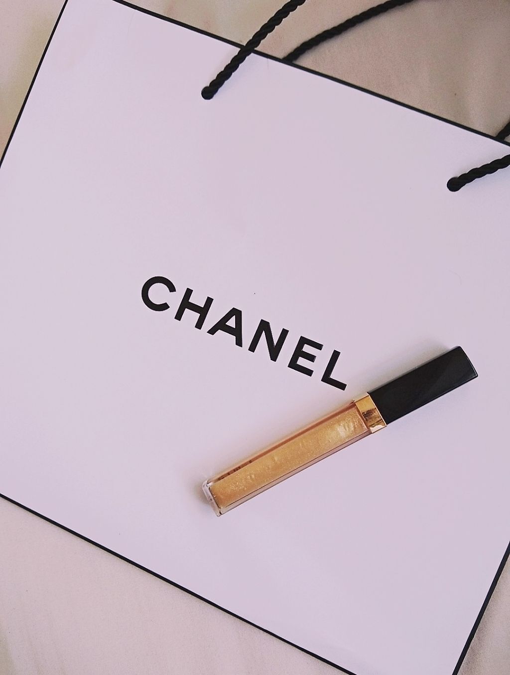 ルージュ ココ グロス 774 エクシタシオン/CHANEL/リップグロスを使ったクチコミ（1枚目）