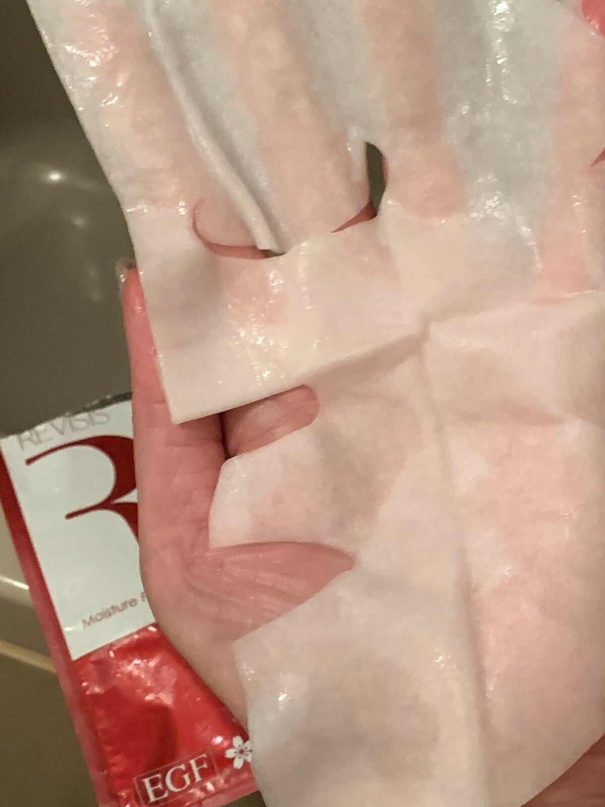 ✨YUCO@相互フォローお願ーい✨ on LIPS 「モイスチュアピーリングを買ってみて知った製薬会社ブランドのフェ..」(2枚目)