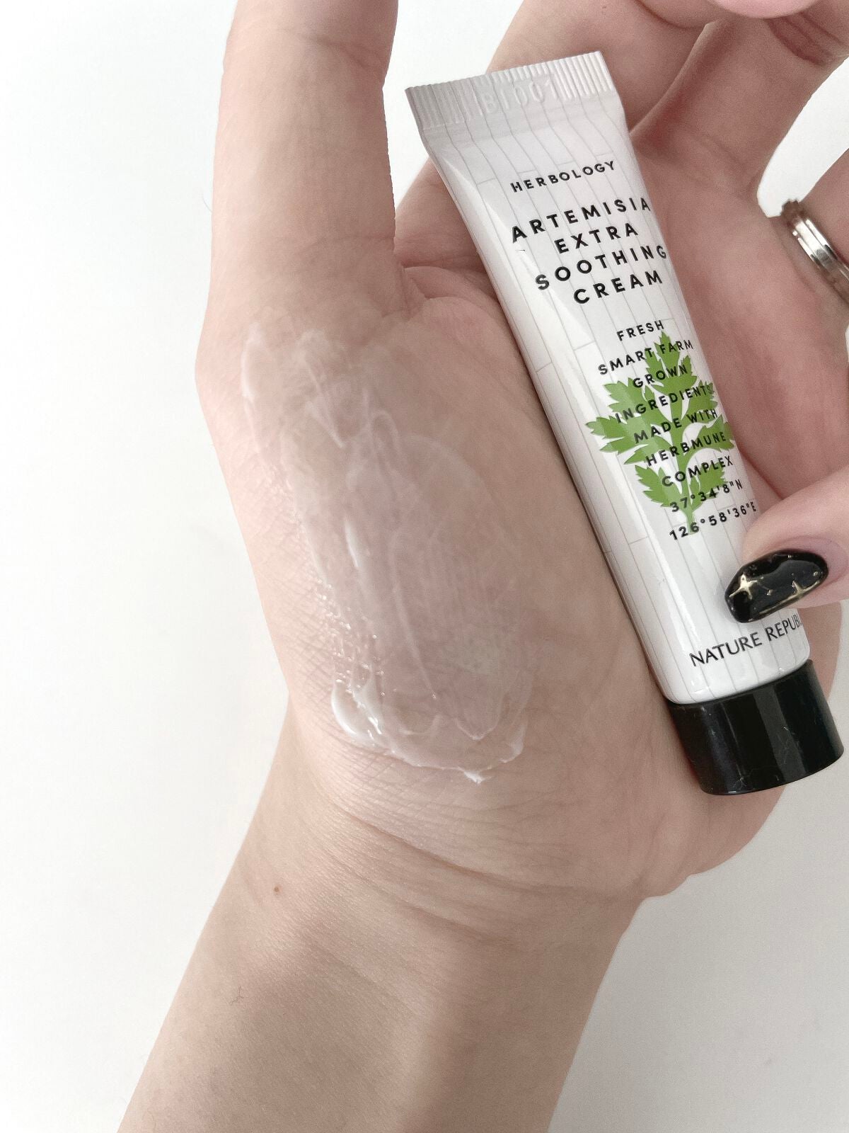 ハーブオロジーアルテミシアスージングクリーム/ネイチャーリパブリック/フェイスクリームを使ったクチコミ(5枚目)