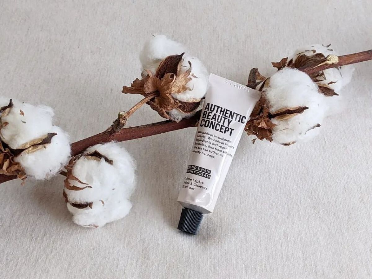 ハンド＆ヘア ライトセラム/AUTHENTIC BEAUTY CONCEPT/ハンドクリームを使ったクチコミ（2枚目）