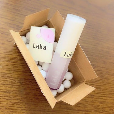 Laka スーパーミニオイルリップのクチコミ「《数量限定》
手のひらサイズ！
可愛い箱の中身は…🥺💕

✔︎LAKA
スーパーミニオイルリッ.....」（2枚目）