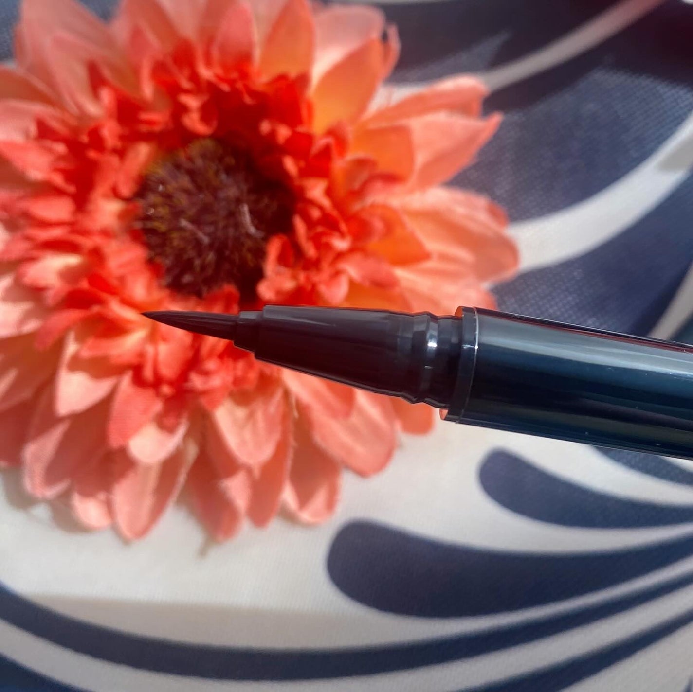 リリミュウ ロングキープライナー/Ririmew/リキッドアイライナーを使ったクチコミ(3枚目)