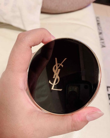 

_____✍購入品



Yves Saint Laurent
アンクルド ポール クッション 40番




噂のクッションファンデ🥺💓
ツヤ肌になるって有名だったのでDiorと悩みましたが
リッ