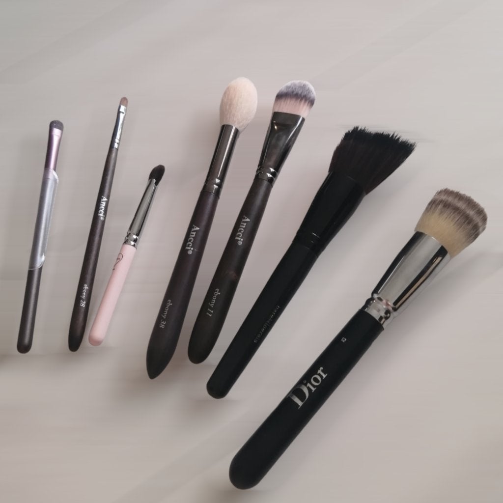 s_beauty_893 on LIPS 「最近の一軍ブラシ✨右からdior何だかんだ手に取ってしまうスケ..」(1枚目)