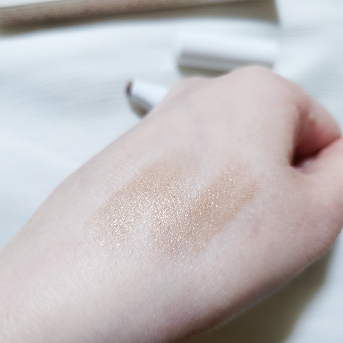 透け感アイシャドウペンシル/ティンカーウィンク/スティックアイシャドウを使ったクチコミ（3枚目）