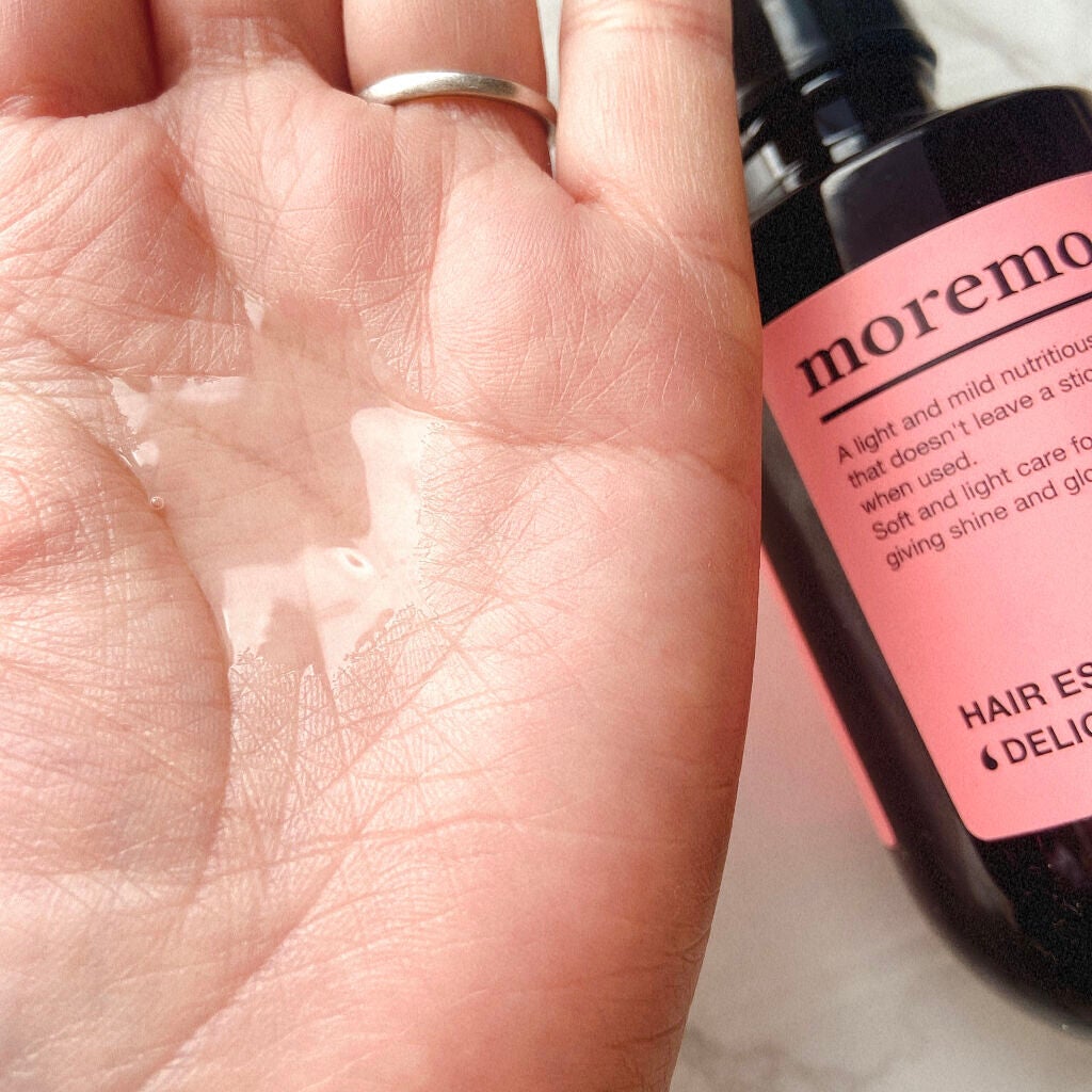 ヘアエッセンスディライトフルオイル 70ml / Hair Essence Delightful Oil 70ml/moremo/ヘアオイルを使ったクチコミ(2枚目)