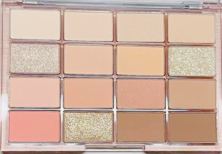 ソフトブラーリングアイパレット/wakemake/アイシャドウパレットを使ったクチコミ（1枚目）