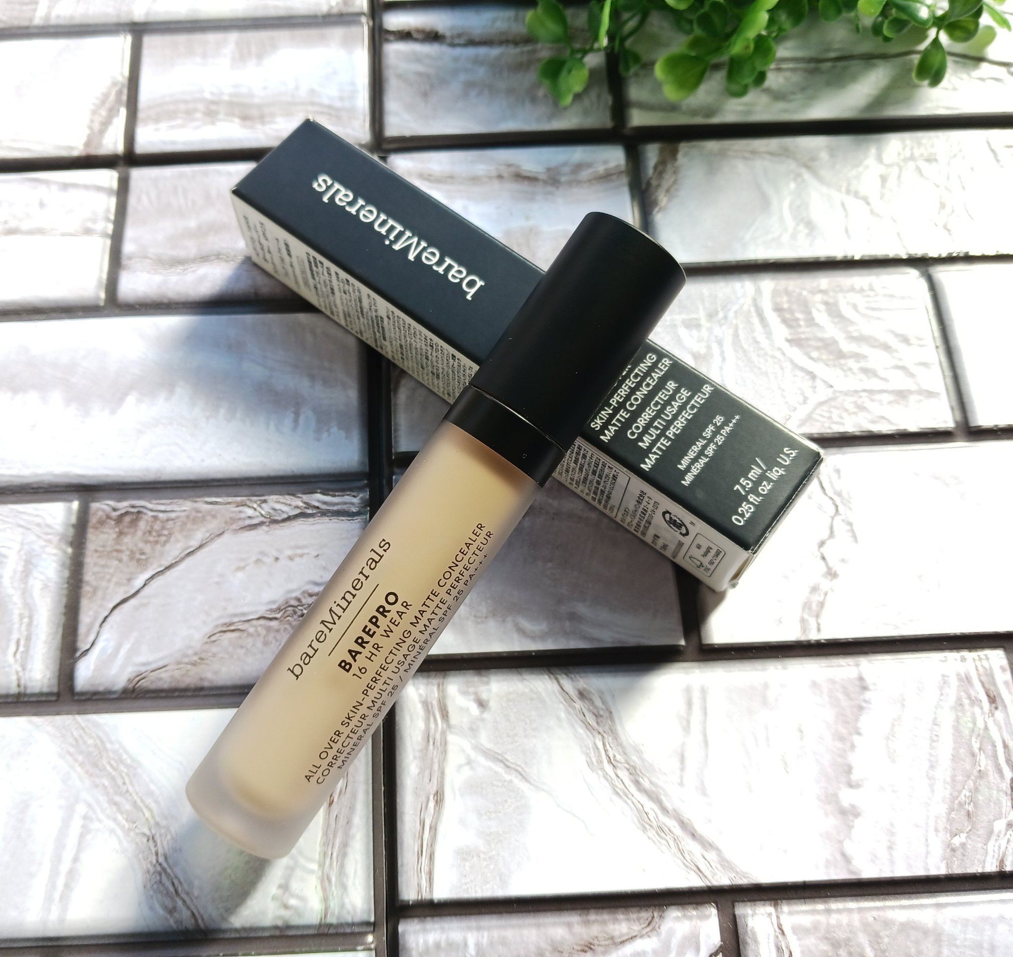 ベアプロ 16HR オールオーバー コンシーラー SPF25（PA+++）/bareMinerals/リキッドコンシーラーを使ったクチコミ（2枚目）