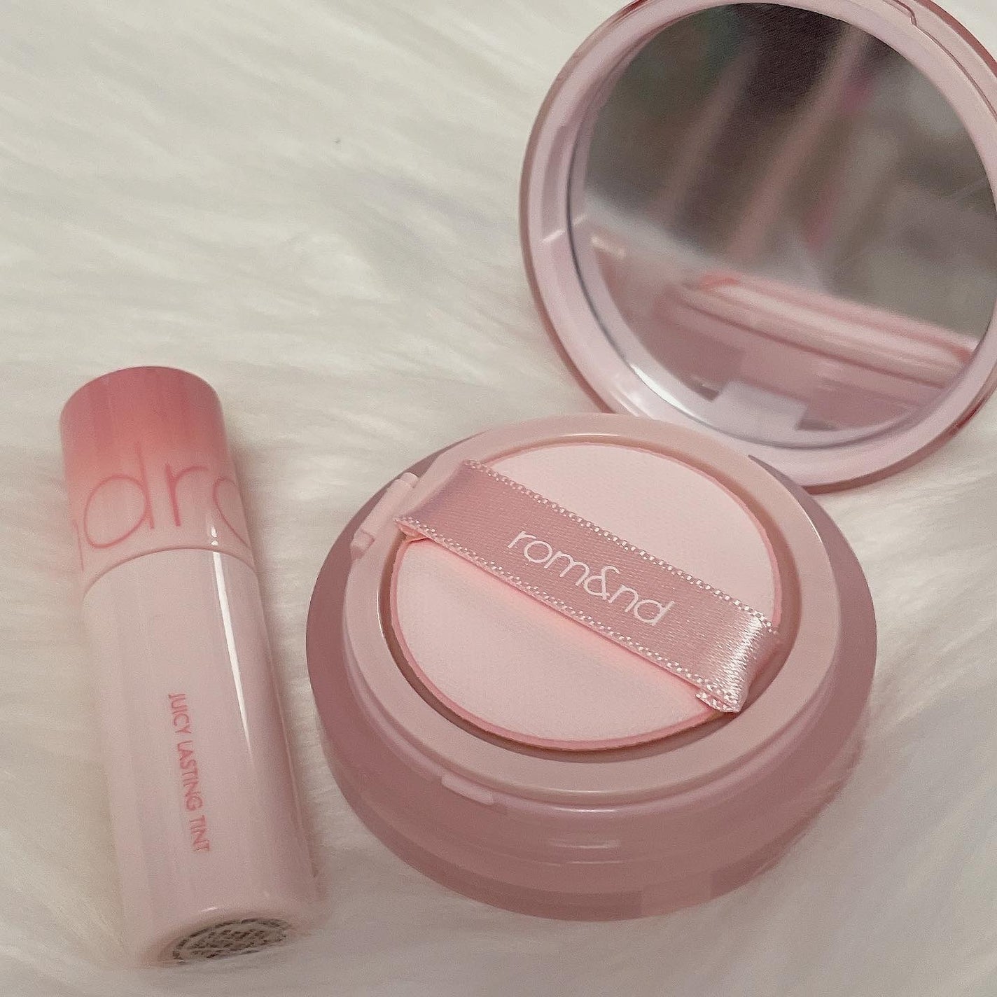 ジューシーラスティングティント/rom&nd/リップティントを使ったクチコミ(3枚目)