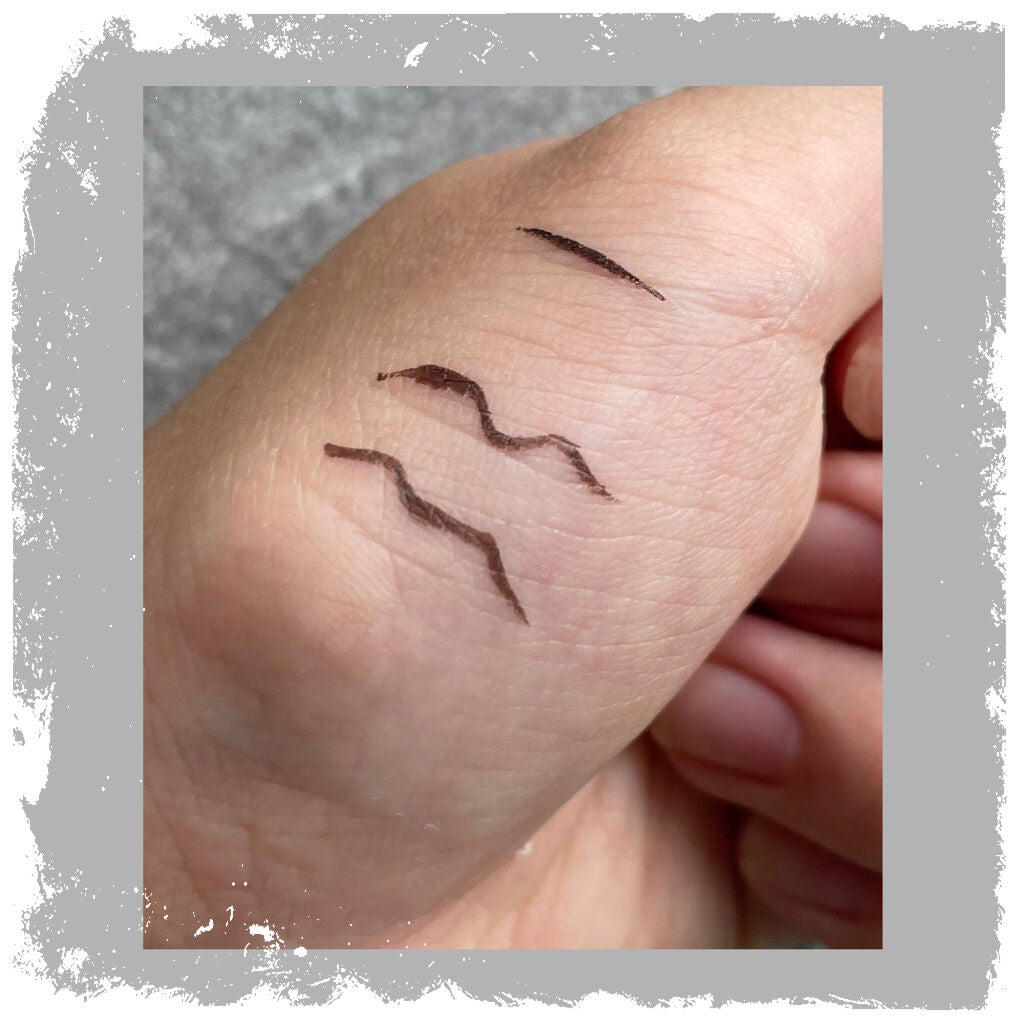 ラブ・ライナー リキッドアイライナーR3/ラブ・ライナー/リキッドアイライナーを使ったクチコミ(2枚目)