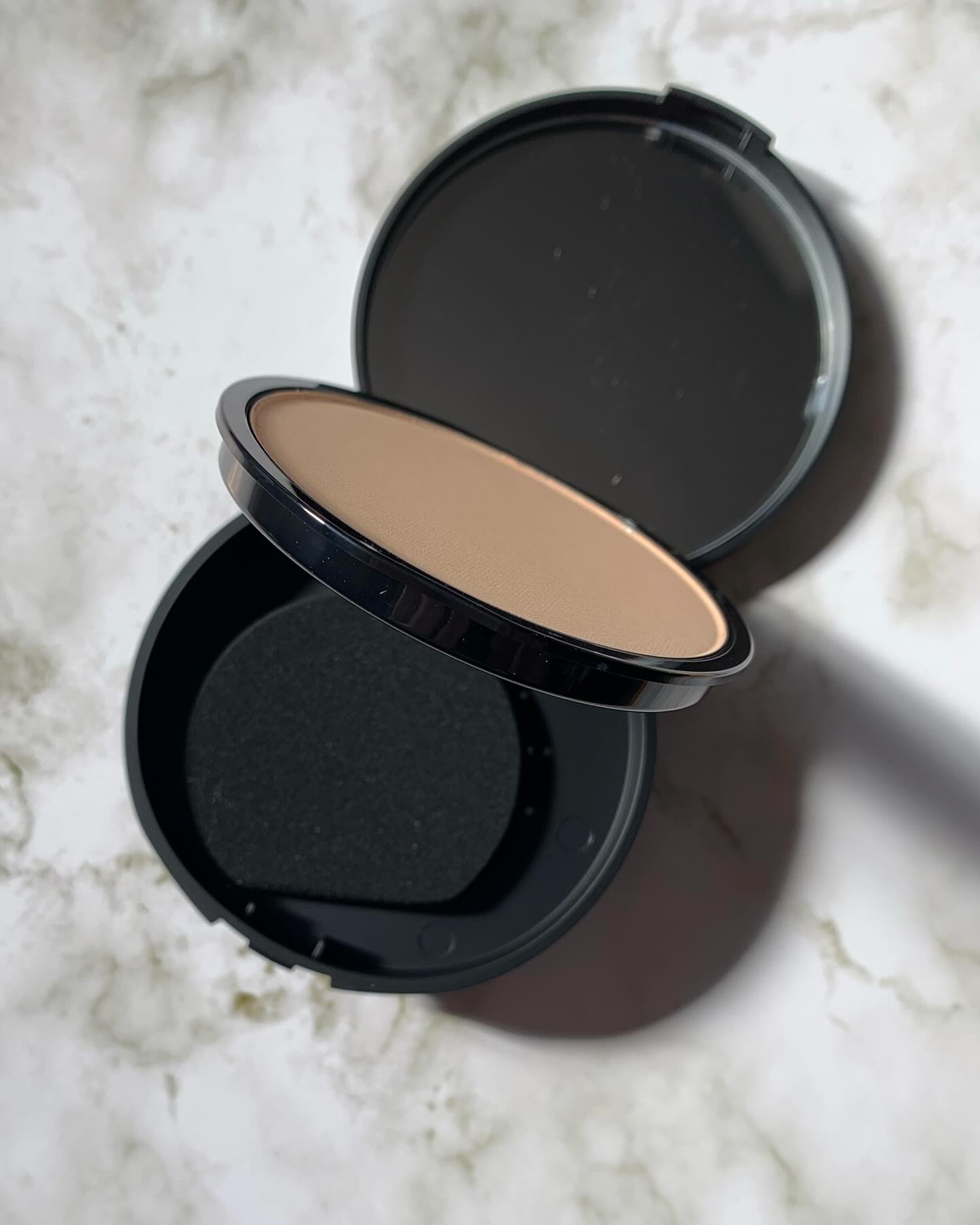 ベアプロ 24HR パウダー ファンデーション/bareMinerals/パウダーファンデーションを使ったクチコミ（3枚目）