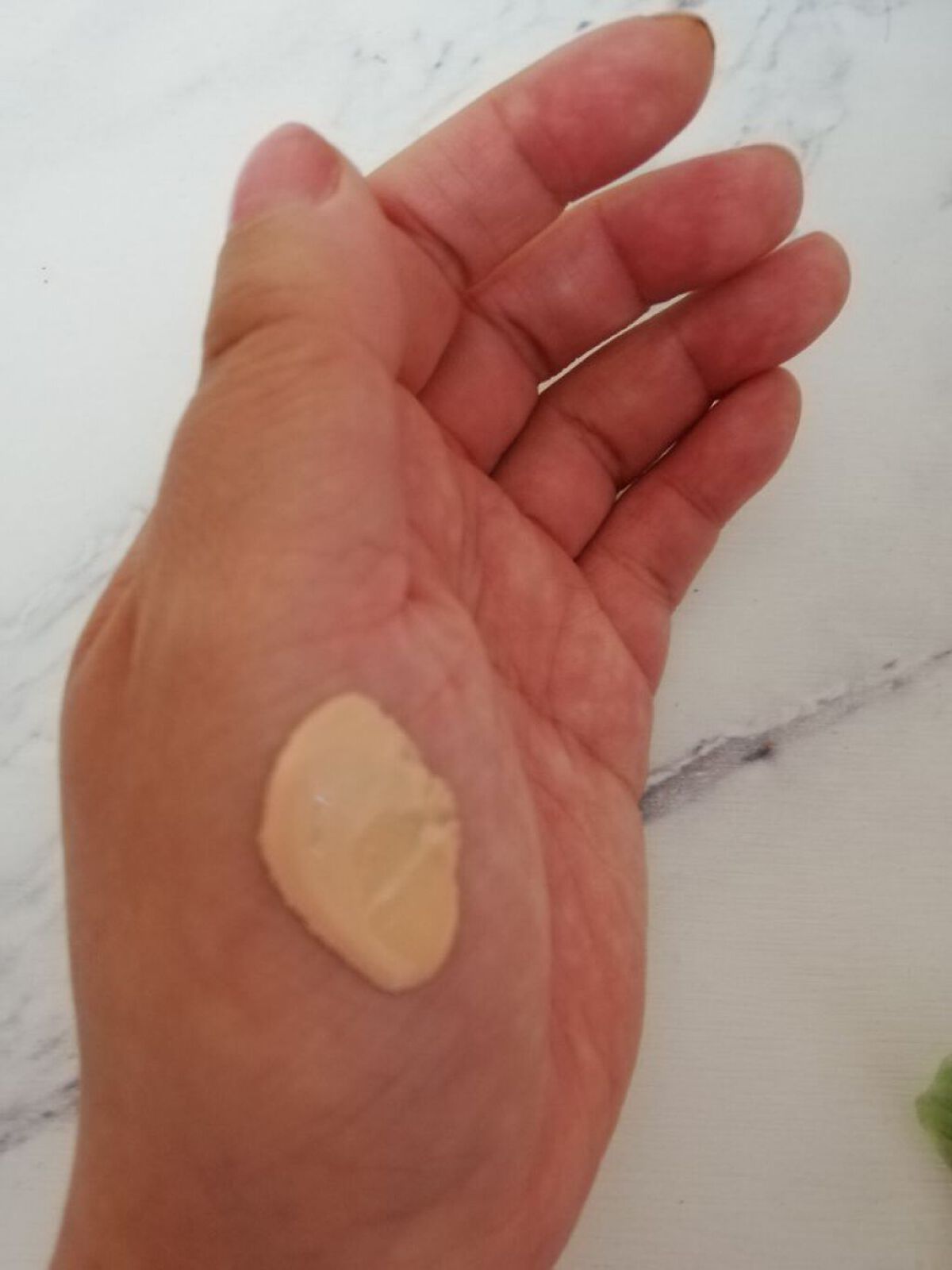 ル ブラン ラ バーズ ペッシュ / CHANEL(シャネル) | LIPS