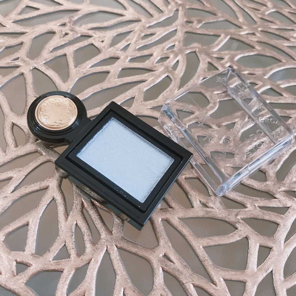 シャドーカスタマイズ (フローティング)/MAJOLICA MAJORCA/単色アイシャドウを使ったクチコミ(3枚目)