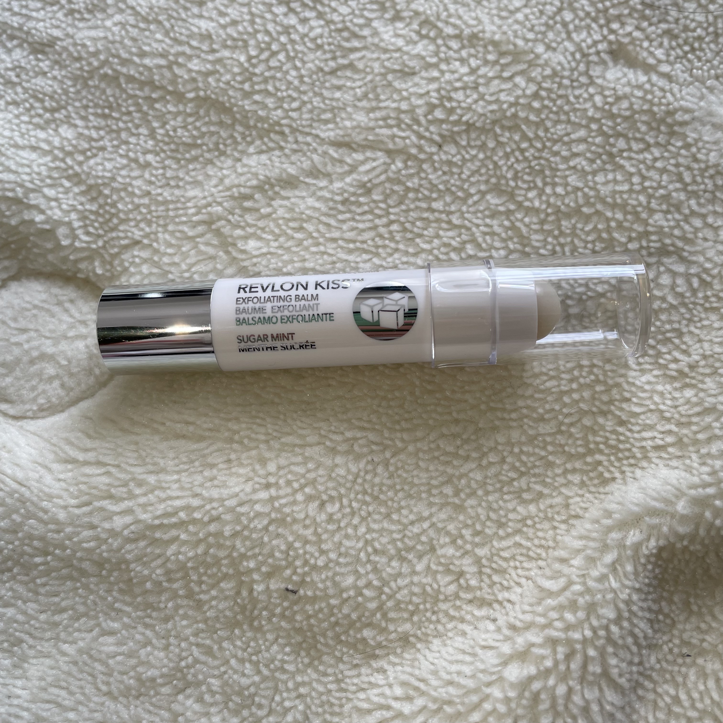 レブロン キス シュガー スクラブ/REVLON/リップスクラブを使ったクチコミ（2枚目）