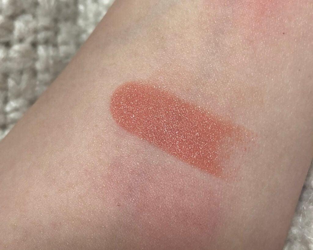 ピュア カラー エンヴィ ハイラスター リップスティック/ESTEE LAUDER/口紅を使ったクチコミ(2枚目)