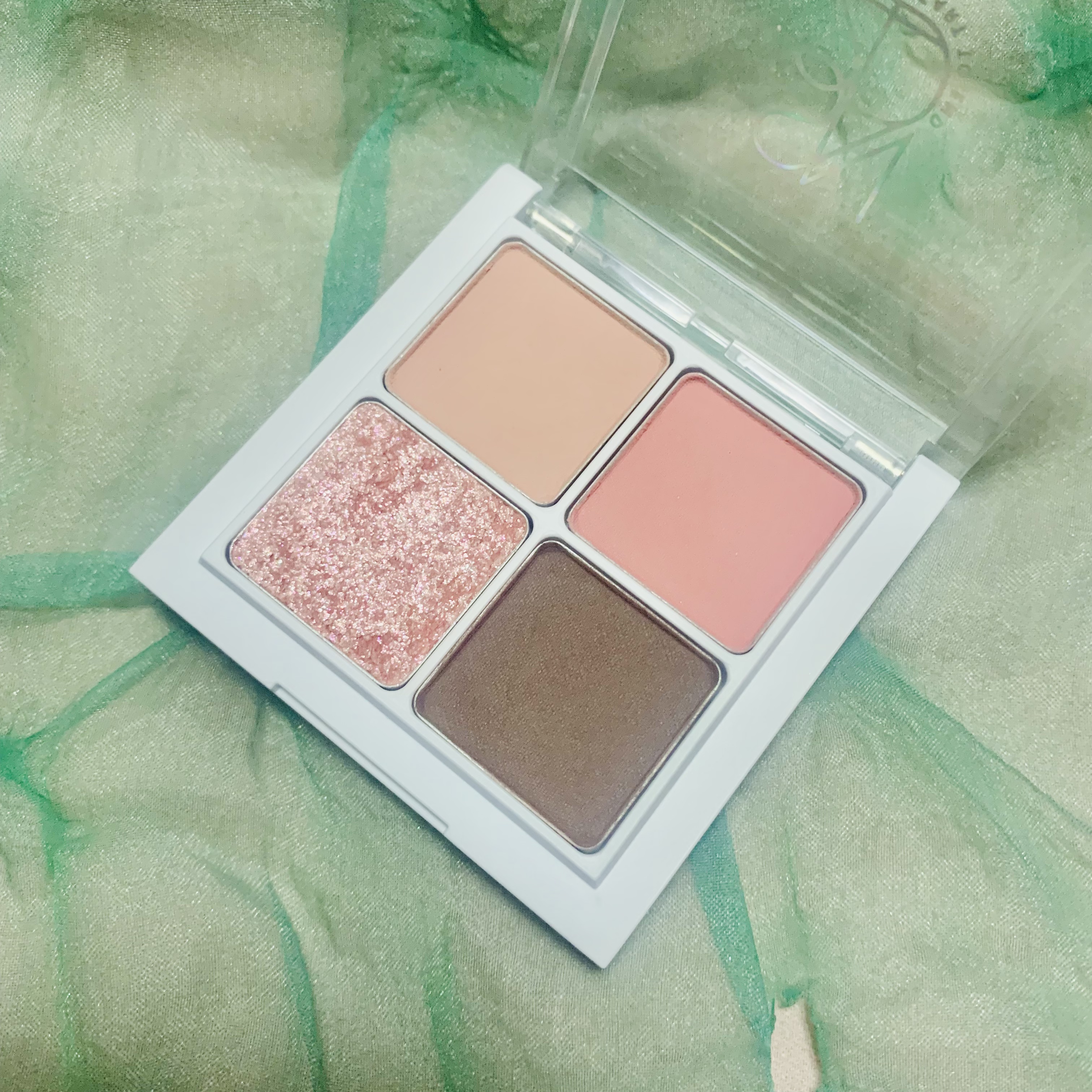 インフィニティフラター/S2ND/アイシャドウパレットを使ったクチコミ（2枚目）