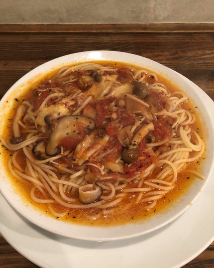 ゴマフアザラシ on LIPS 「ステーキは肌に良い!#王道ブラウンメイク#メイク写真#二重メイ..」(4枚目)