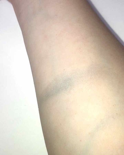 グロウ タッチ アイズ/SUQQU/リキッドアイシャドウを使ったクチコミ(2枚目)