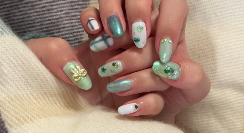 ピールオフベースジェル/JELLO JELLO/ジェルネイルを使ったクチコミ（2枚目）