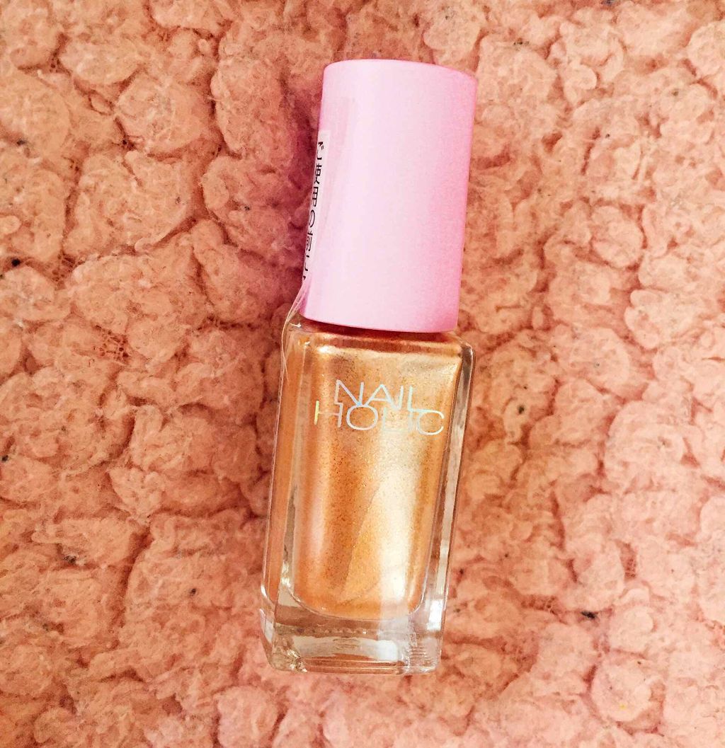 ネイルホリック リミテッドカラー Twingle Unicorn OR252/ネイルホリック/マニキュアを使ったクチコミ（1枚目）