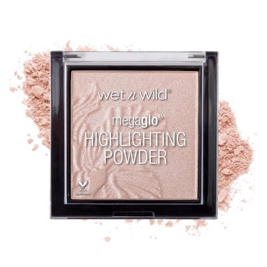 MegaGlo Highlighting Powder Blossom Glow