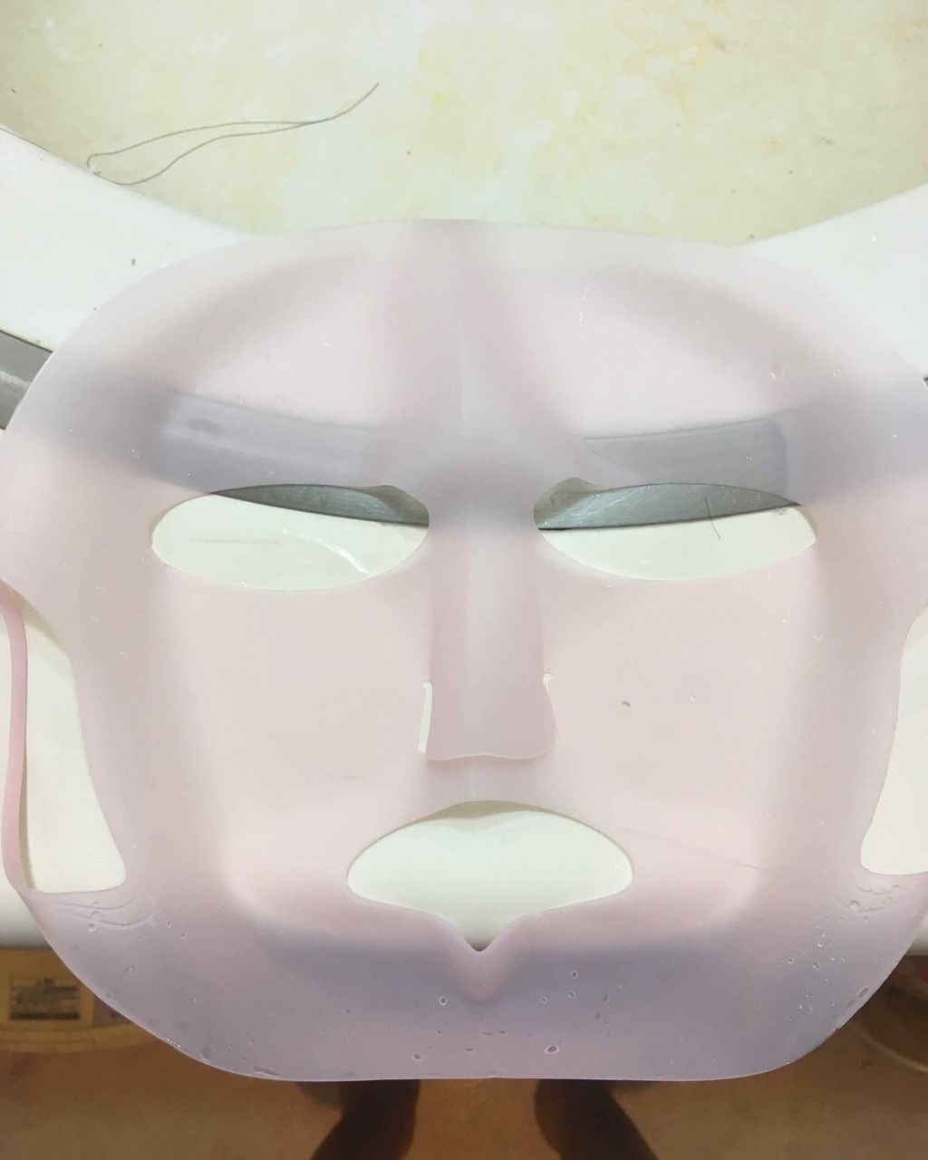 シリコーン潤マスク 3D/DAISO/その他スキンケアグッズを使ったクチコミ（2枚目）