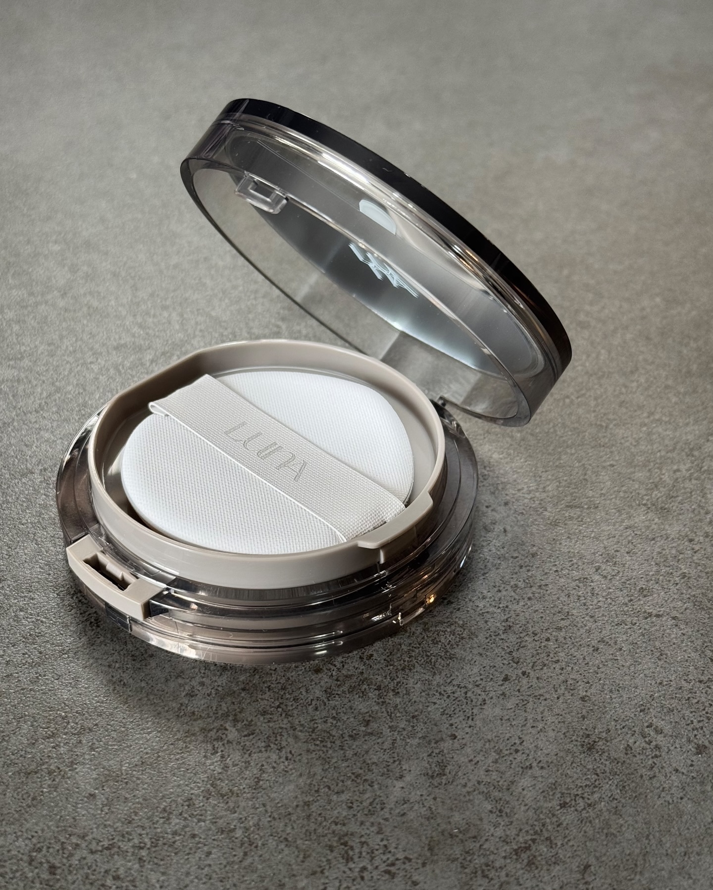 ブラーカバークッション/LUNA/クッションファンデーションを使ったクチコミ（3枚目）