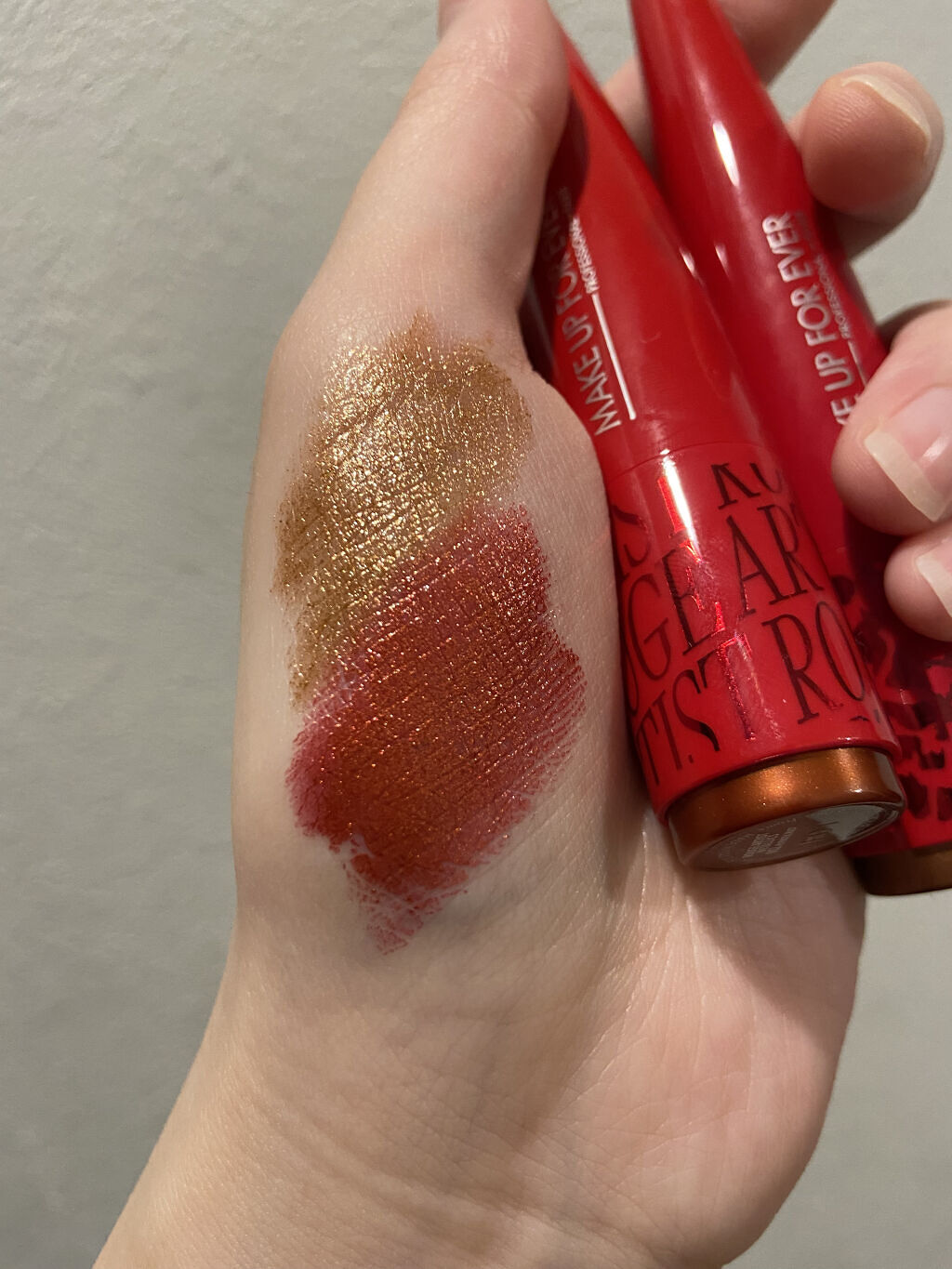 ルージュアーティスト メタリック 002ヒプノテｨックラスト/MAKE UP FOR EVER/口紅を使ったクチコミ（3枚目）