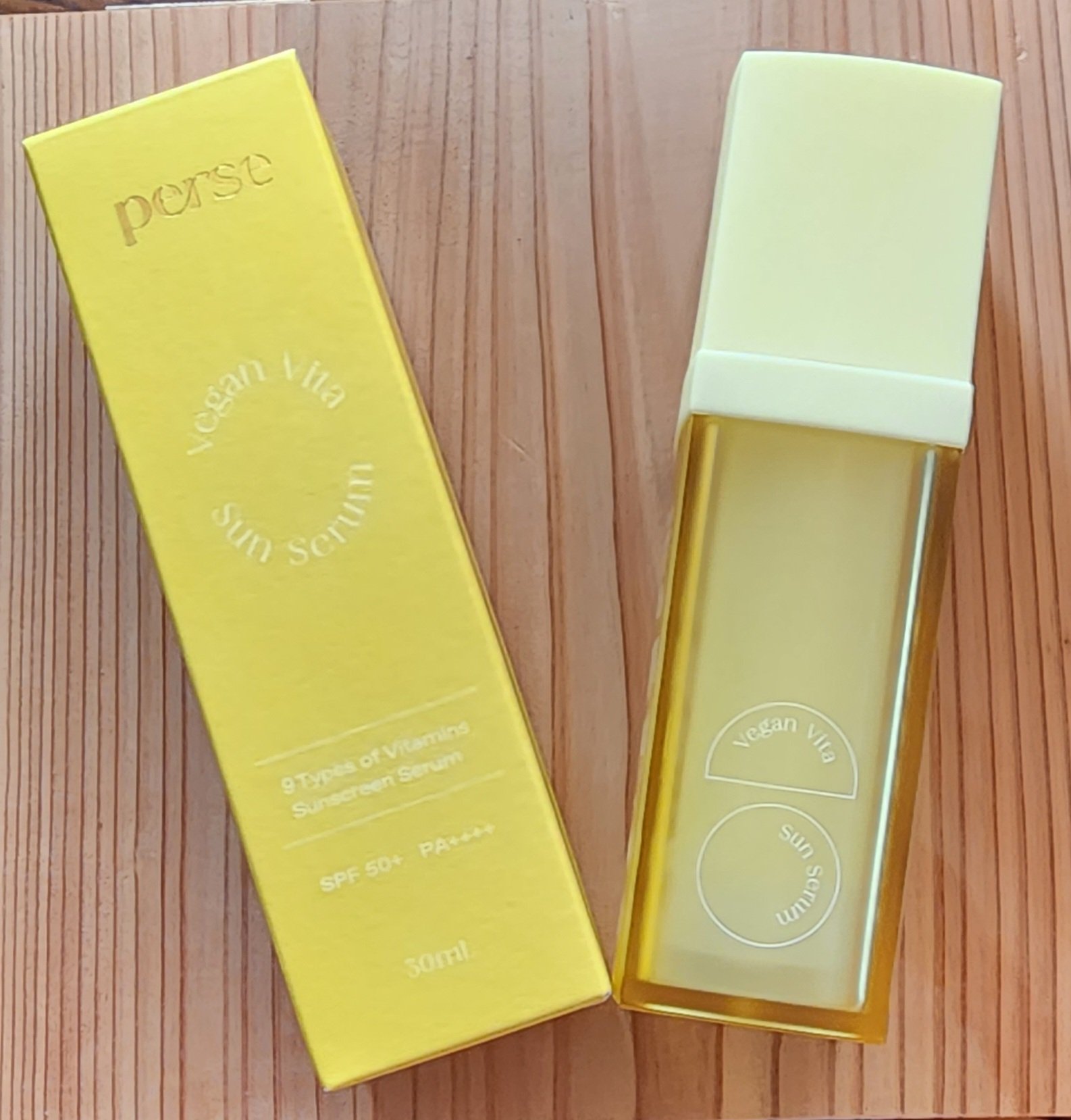 ヴィーガンビタサンセラム/perse/美容液を使ったクチコミ（1枚目）