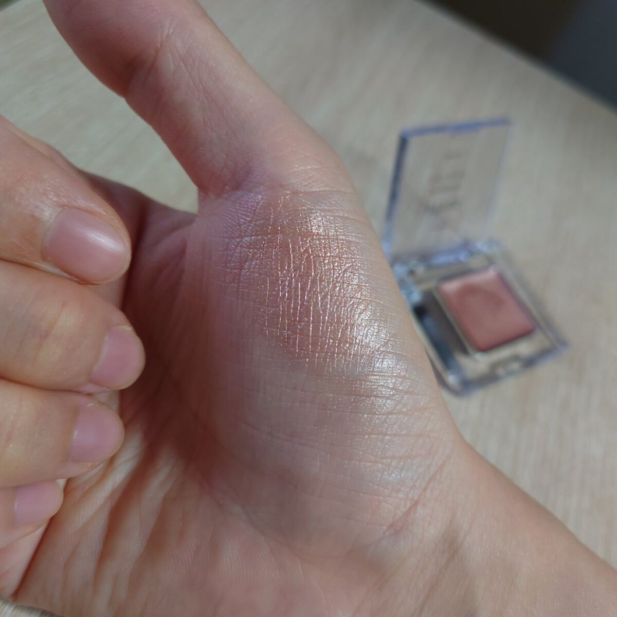 ミネラルアイバーム/エトヴォス/ジェル・クリームアイシャドウを使ったクチコミ（3枚目）