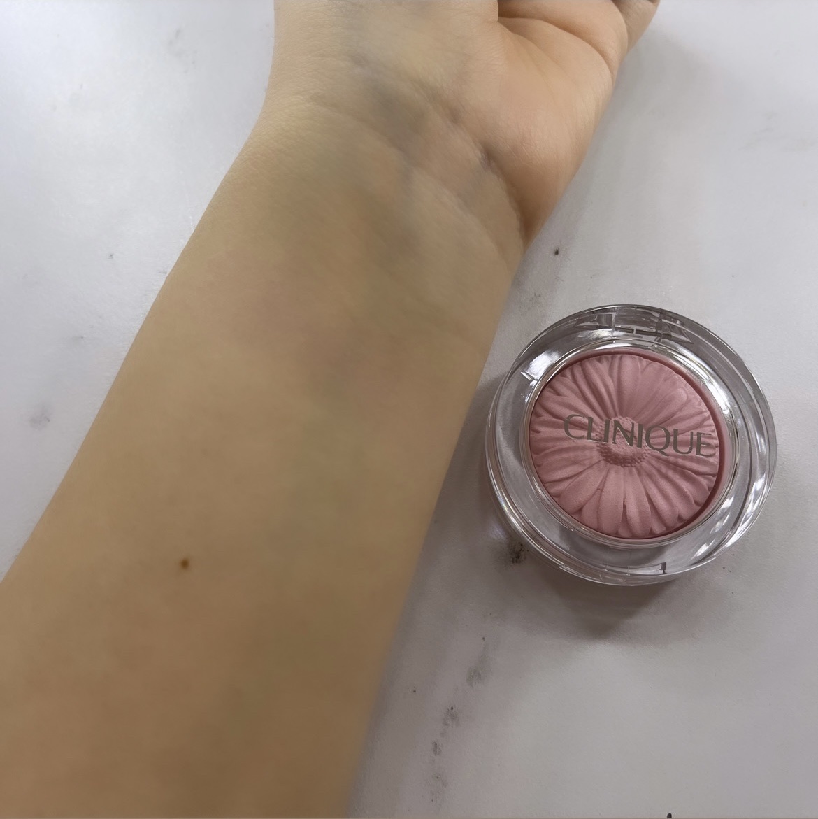 チーク ポップ/CLINIQUE/パウダーチークを使ったクチコミ（2枚目）