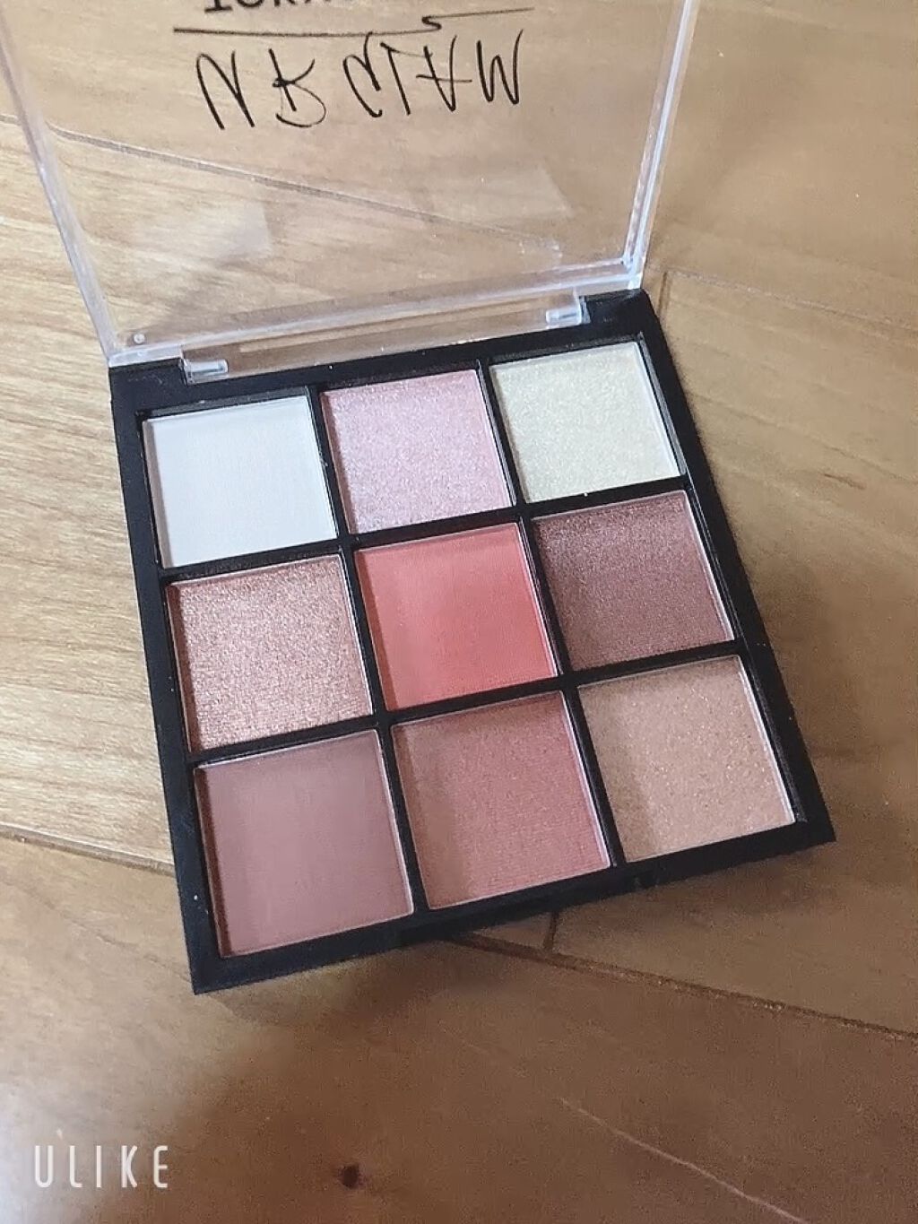 UR GLAM　BLOOMING EYE COLOR PALETTE/U R GLAM/アイシャドウパレットを使ったクチコミ（3枚目）